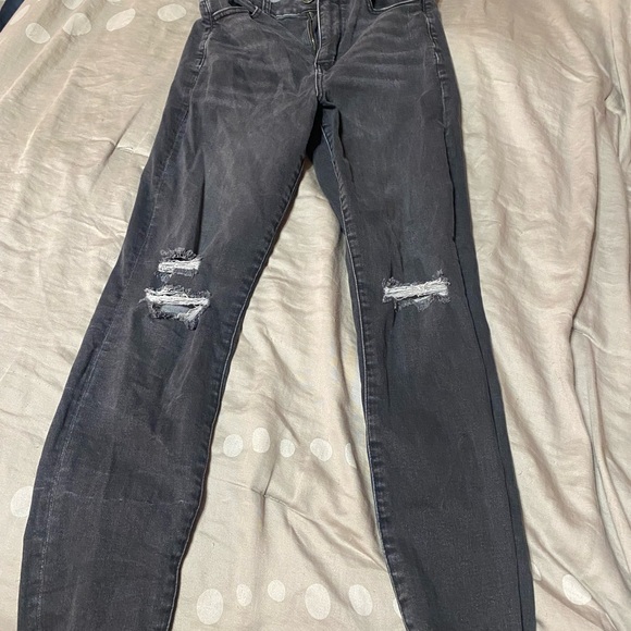 American Eagle Outfitters Women's Distressed Dark Gray Straight Leg Jeans - Picture 1 of 7